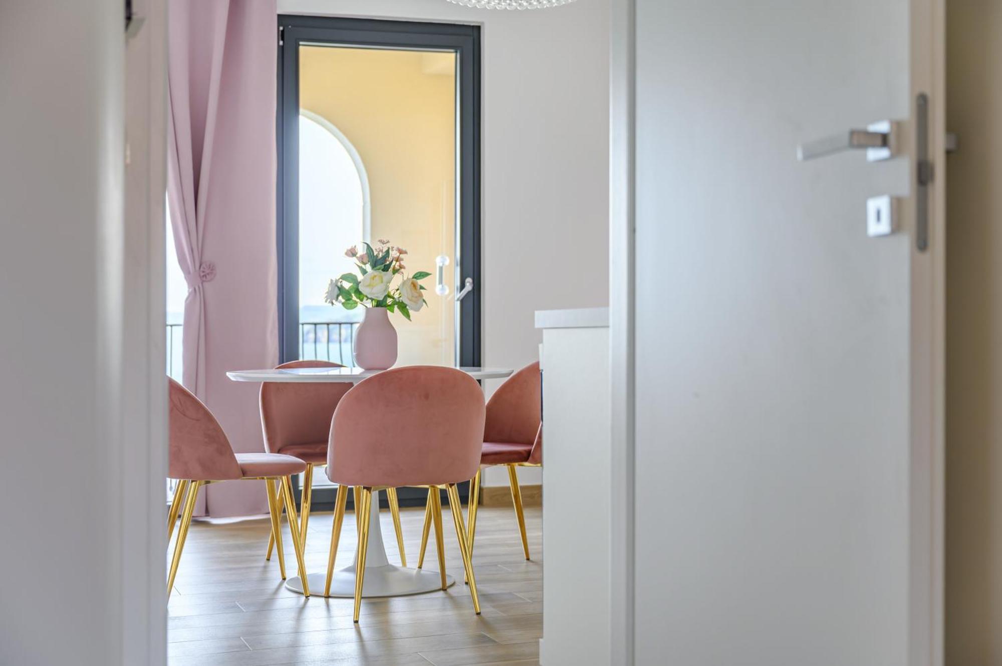 Casa Vacanze Maddalena - Palazzetto Sul Lago - Diamante Rosa Marta Eksteriør billede